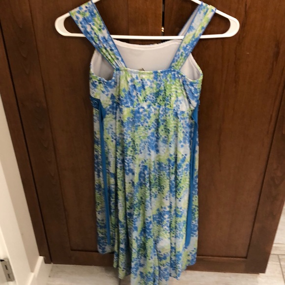 A cute green and blue dress - Picture 2 of 2